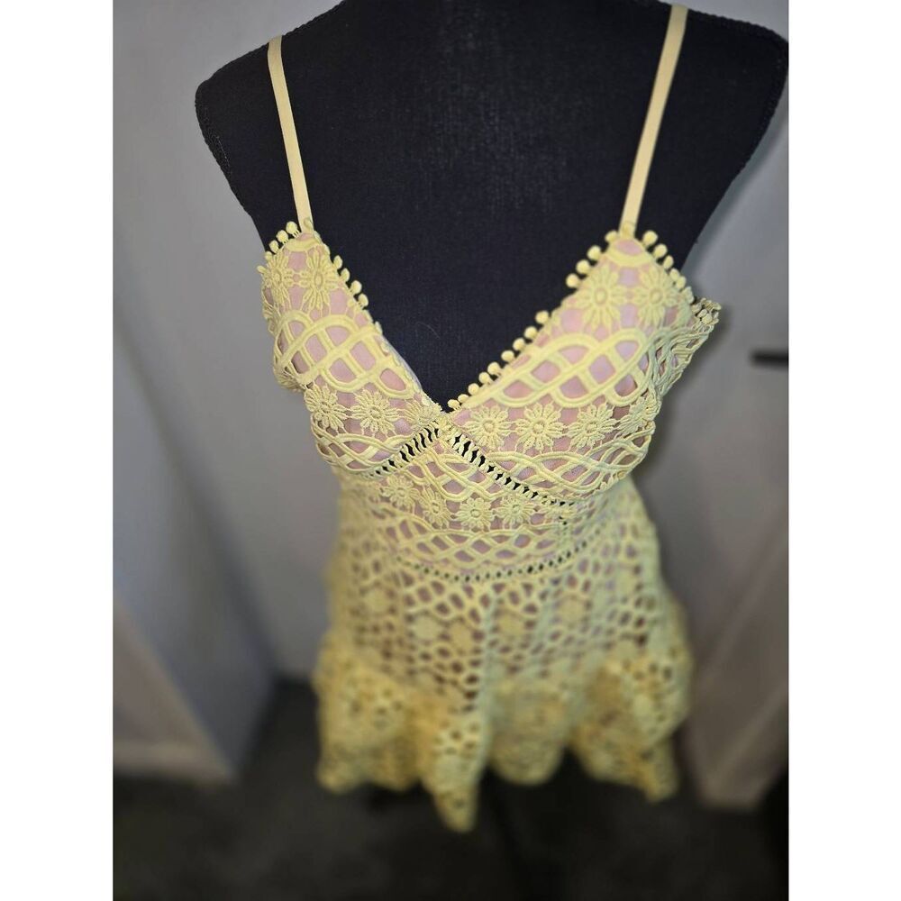 Lulu's Lace Dress - Picture 6 of 10